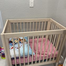 Baby Crib 