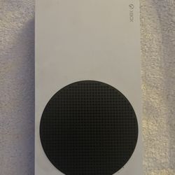 XBOX XS, STEALTH 600 Headset, Controller And Battery