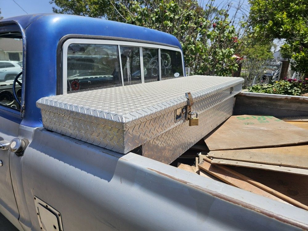 Used Tool Box