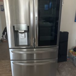 LG French Door Refrigerator UnstaView, Full-convert Drawer, Craft Ice In Print proof Stainless