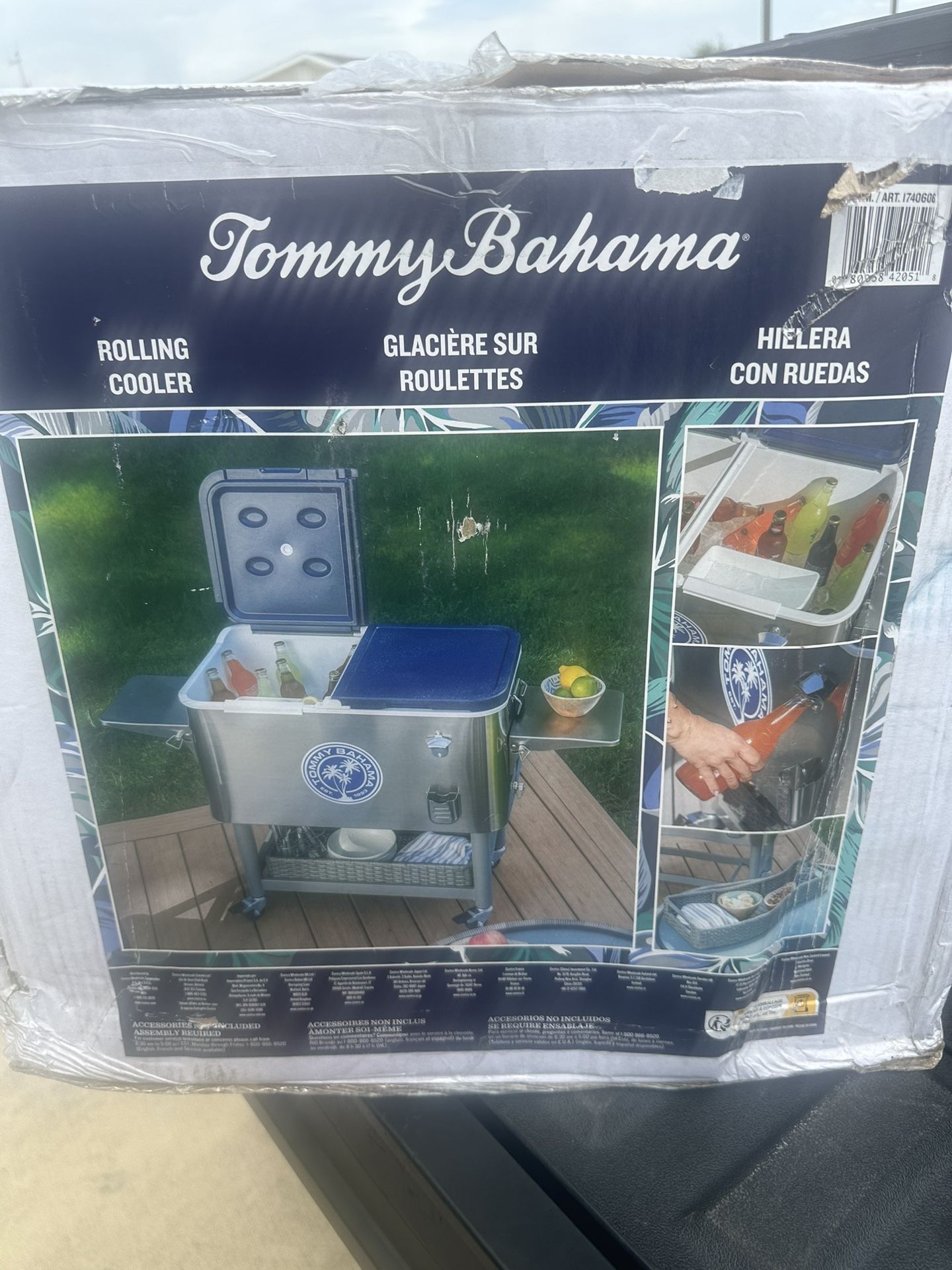 Tommy Bahama 100 qt cooler