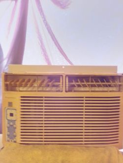 Window Air Conditioner Frigidaire w/Control Panel Unit