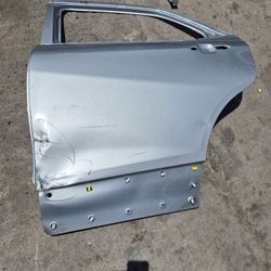 Chevy Equinox Left Rear Door Oem