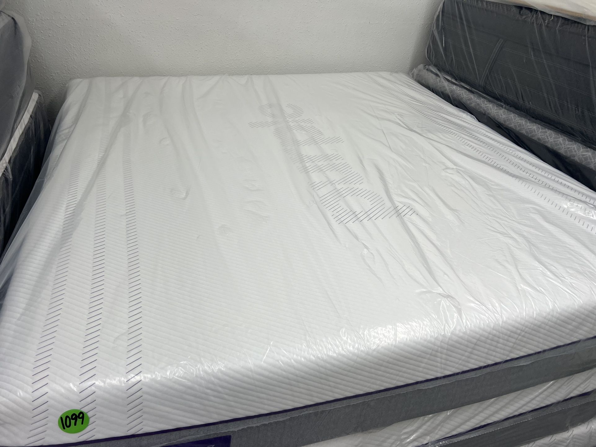 KING SIZE PURPLE PREMIER .3 MATTRESS & BOX SPRINGS BED SET
