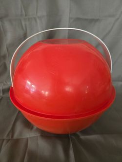 Vtg Red INGRID PARTY BALL Picnic Set Plates, Bowls & Tray No Cups