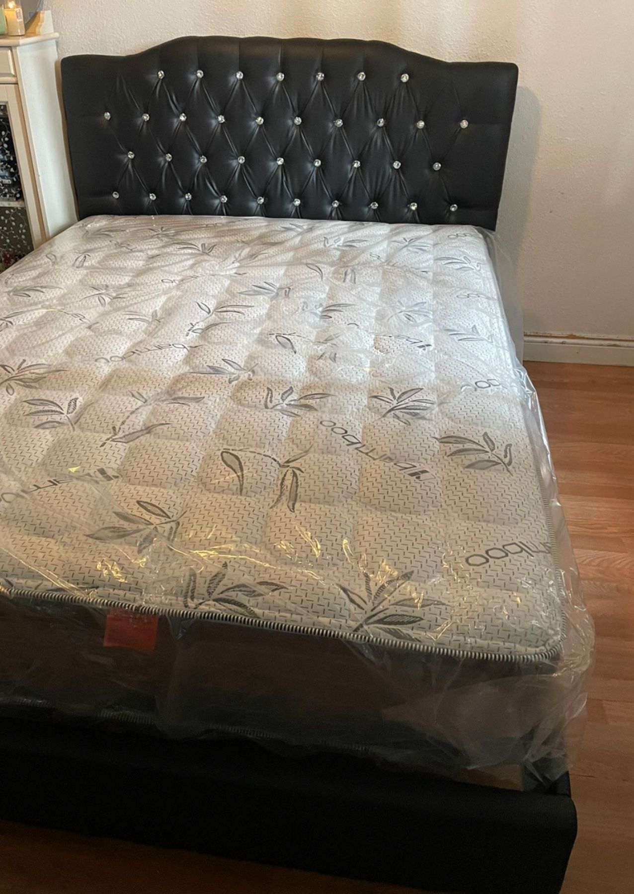 Cama Queen Size Nueva En Su Caja
