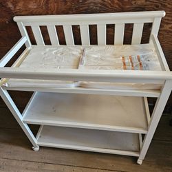 Delta Children's Changing Table