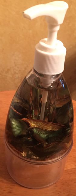 Decorative Hand Soap Dispenser with Clear bottom