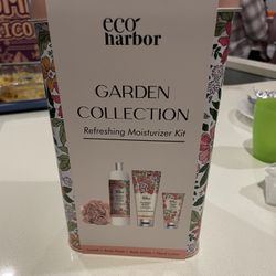 Eco Harbor Garden Collection Refreshing Moisturizing Kit