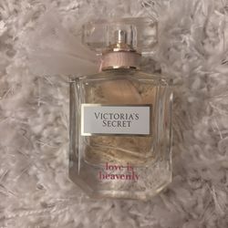 Victoria's Secret - love is heavenly 