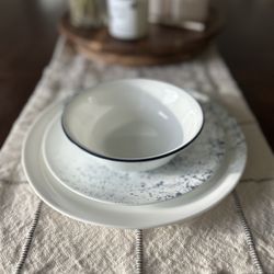 Corelle Dinnerware Set