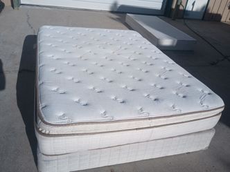 Serta queen pillowtop mattress and box spring