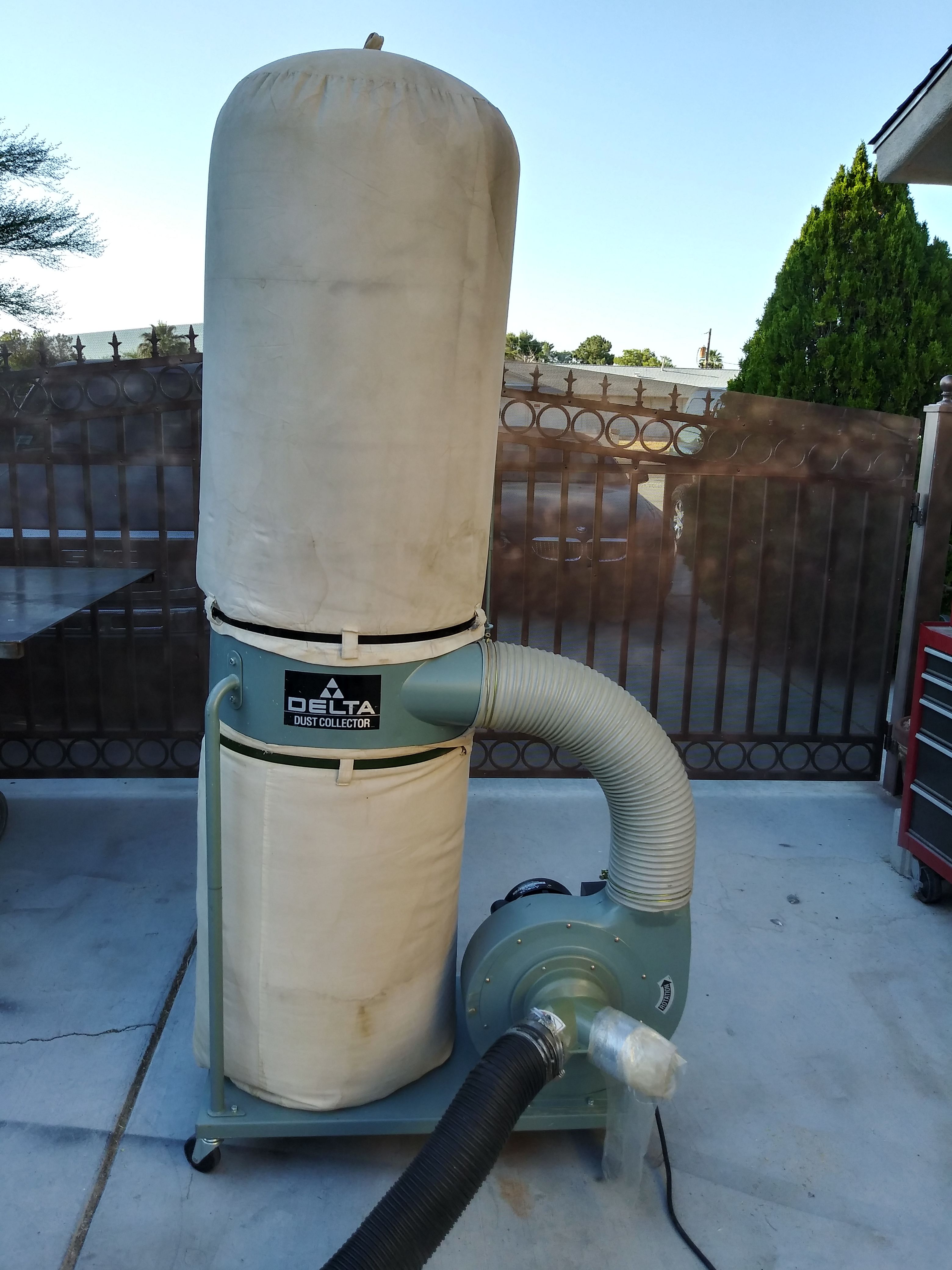 DELTA 50850 11/2Horsepower 1200 CFM Vertical Bag Dust Collector, 115