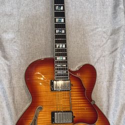 Ibanez AF155-AWB Artstar Hollowbody in Cherry Sunburst with Case