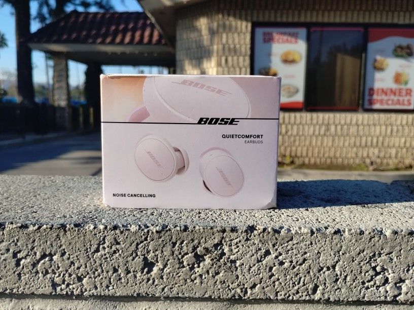 BOSE EARBUDS*Brand New*