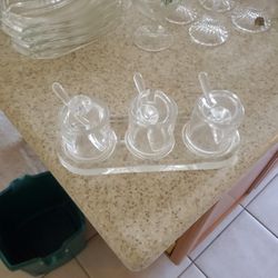 Acrylic condiment set