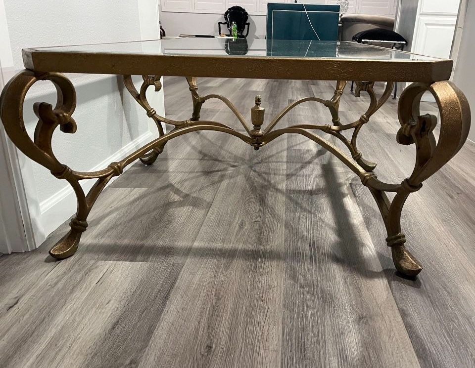 Coffee Table & End Table
