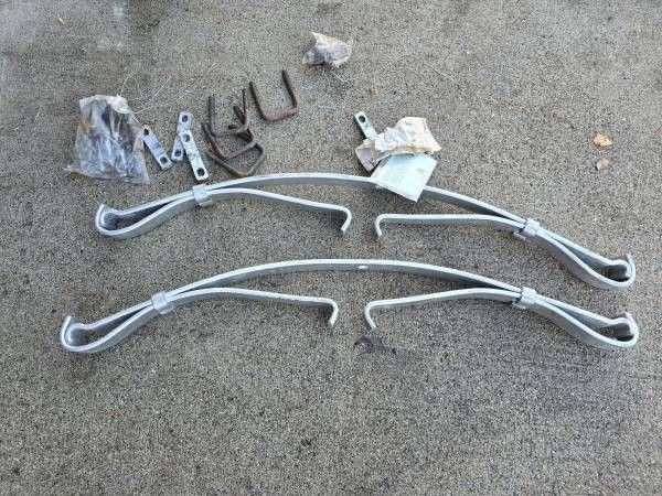 Truck Helper Springs 