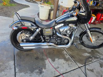 2013 harley dyna low miles clean title