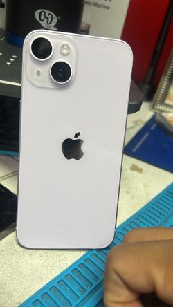 iPhone 14 T-Mobile Clean