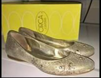 Golden Circa Joan & David flats women's shoes leather, golden studs, size 7