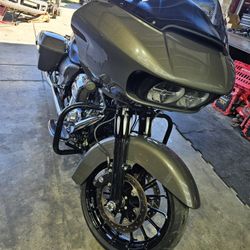 2015 Harley Roadglide Runs Excellent 