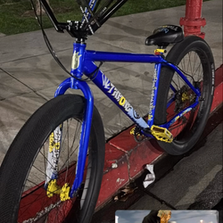 Throne geared xl goon stock