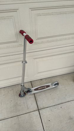 Razor scooter.