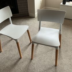 Christopher Knight Home Polypropylene Dining Chair with Beech Wood Legs