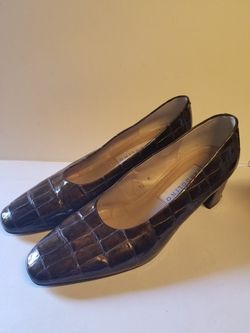 Faux Alligator Bandolino Heels! Size 10 M - Made in Spain! Gently Used - $10 OBO!