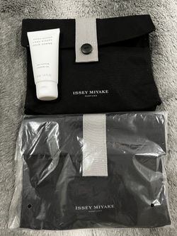 Issey Miyake Shower Gel & Bag