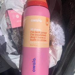 32 ounce owala tumbler