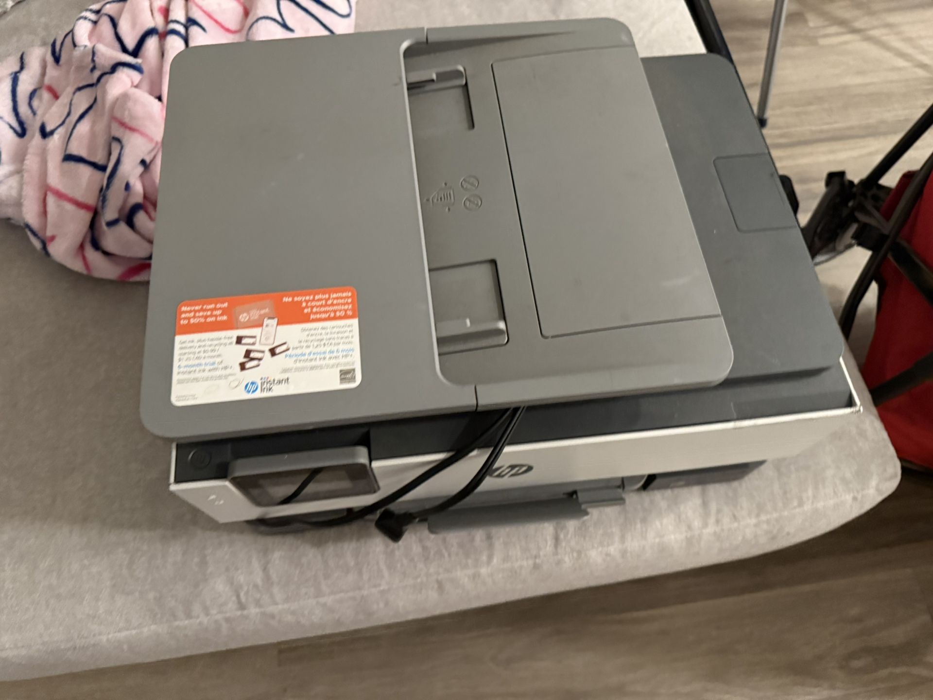 Printer-hp Office Jet 8025e