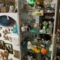 Antique’s And Collectibles For Sale