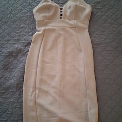 Vendo bonito vestido size S