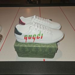 Gucci Sneakers 