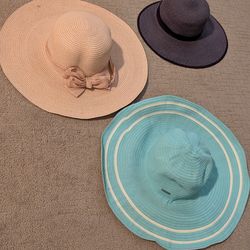 3 hats