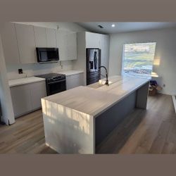 Best Countertop Granite And Quartz