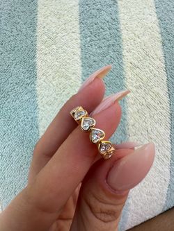 Anillo Forma De Corazones
