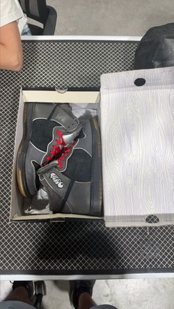 Nike SB MF DOOM size 6