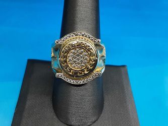 Men's Ring - Yellow Gold 10k (.417) 6.2 grams Size 8