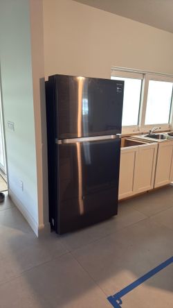 30” Samsung refrigerator