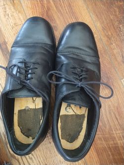 Size 14 black leather shoes