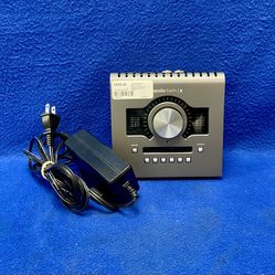 Universal Audio Apollo Twin X Thunderbolt Audio Interface w/Power Cable 11052122 