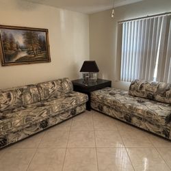 Three Piece Sofa Set With lamp
