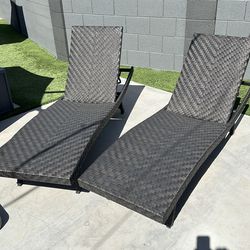 Outdoor Chaise lounge chairs