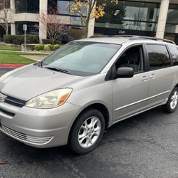 2004 Toyota Sienna