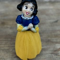 SNOW WHITE DISNEY Vintage Figure 1993