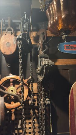 Engine Hoist