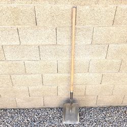 Craftsman Square Point Transfer Shovel Long Wood Handle Steel Blade